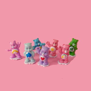 várias mini figures de ursinhos carinhosos